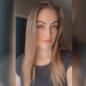 Meet your Posher, Teri